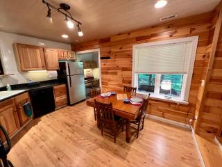 Linger Longer Cottage - Waynesville - 7