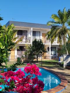 Tower Court Motel - adults only haven - Hervey Bay - 8