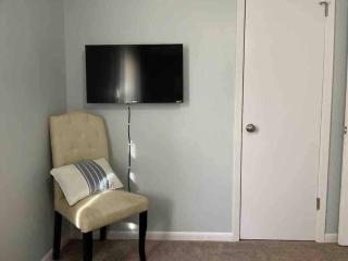 Beautiful 3-bedroom home next to Ft Bragg - 8