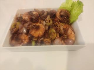 Happy Hours Guest House & Restaurant - 2