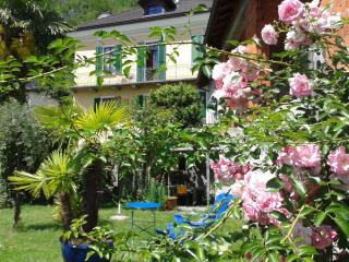 Casa Gialla B&B - Tegna - 9