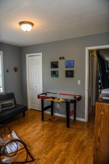 5 Star with Direct Access to Brimstone Recreation Game Room Comfortable Up to 4 Bedrooms Stylish - Huntsville - 3