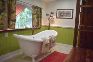 The Red Cottage and Hawaiian Pond Garden Paradise! - Keaau - 9