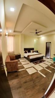 Hotel Govindam Elite - Juhi Bari - 3
