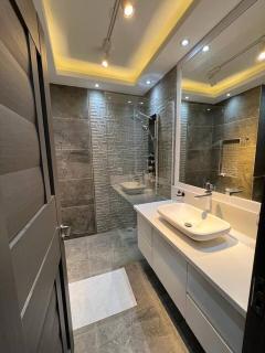 Hurghada marina apartment sea view - 2