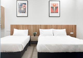 Upper Residence Homestay in Ujong Pasir Melaka, 4 bedrooms, 14pax - Malaca - 2