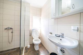 Cozy City Getaway - Podgorica - 4