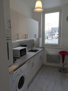 joli studio T2 meublé de 20 m² Située à 2 minutes à pied du MÉTRO - Marseille - 1