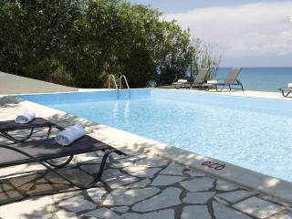 Spacious Villa on Sea in Corfu - Astrakeri - 3