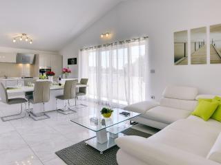 Apartment in Valtura with spacious garden - Valtura - 5