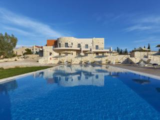 Beautiful Villa near Sea in Kamilari - Kamilari - 5