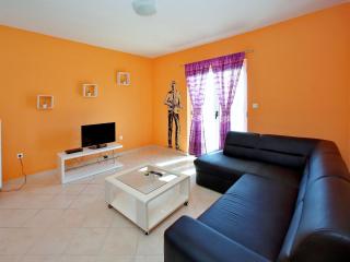 Modern Apartment in Bibinje with Pool - Bibinje - 1