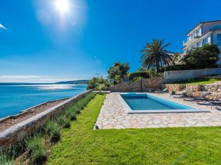 Modern Villa in Maslenica with Swimming Pool - Maslenica - 0