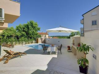 Comfortable house with private pool - Ližnjan - 6