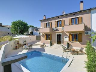 Comfortable house with private pool - Ližnjan - 8