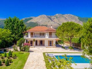 Villa in Pano Armenoi with private pool - - 0