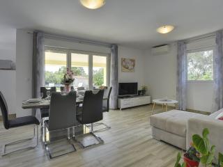 Villa in Marcana with Pool and Adriatic Views - 3