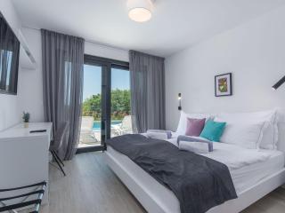 Apartment in Croatia near the Coast - 6