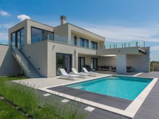 Wonderful villa with swimming pool and wellness - Brtonigla - 9