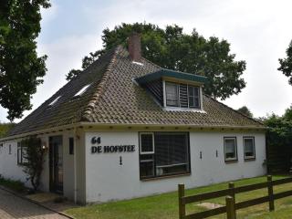 Holiday home in holiday park near the North Sea - Sint Maartensvlotbrug - 9