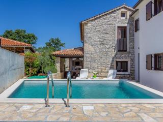 Boutique Villa with Pool in Peresiji - Peresiji - 5