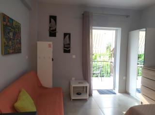 Modern studio next to the sea! - Porto Rafti - 4