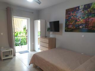 Modern studio next to the sea! - Porto Rafti - 5