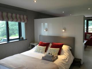 Room with a View - Holmfirth - 3