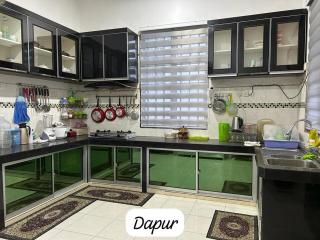 D’Anjung Budi Homestay - 8
