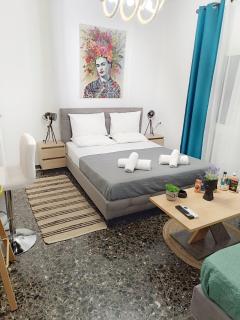 Artzy petit apartment close to the center - Heraklio - 5