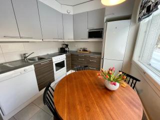 Hogland Apartments - 2 - 5