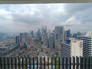 CL 30A Super KL View Infinity Pool KLCC - Kuala Lumpur - 3