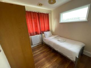 ST NICHOLAS HOTEL - Kenton - 1