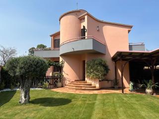 Villa con piscina e giardino a due passi dal mare. - Su Forti - 8