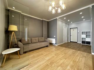 Gagarin Plaza Stylish Apartment - Odessa - 3