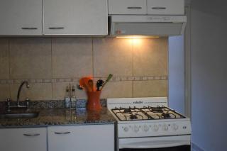 Dpto cercano al centro con WIFI - 2