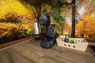 19th & 18th Floor Secure Apartments with Pool & Fitness & Parking included in price - 1