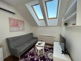 NBG SKY VIEW Apartments - Belgrado - 0