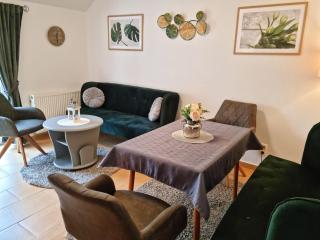 Ferienwohnung-Wiesenblick-mit-GRATIS-Leistungen - Thesenvitz - 4
