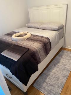 Windsor Airport Room Accommodation - 6