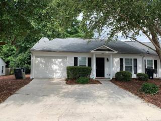Comfy, Stylish Townhome Near I-20! - Augusta - 2
