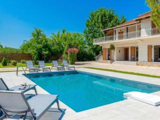 Scenic villa in Pigadakia with private pool - Pigadhákia - 2
