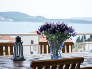Apartment in Seget Donji with terrace - Trogir - 3