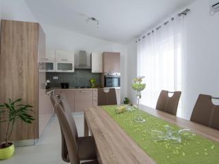 Apartment in Seget Donji with terrace - Trogir - 7