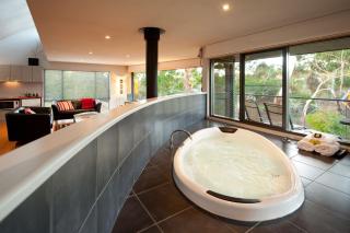 Dee Jays Studio - Hepburn Springs - 8