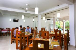 Citrus Cafe & Restaurant - Kandy - 5
