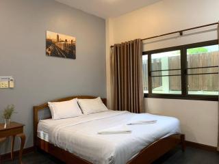 Pattaya Harmony Oasis 5BR Pool Villa for Group Getaways - Jomtien Beach - 1