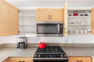 Hollywood 1BR w Gym Pool Spa nr Sunset Blvd LAX-231 - Los Ángeles - 4