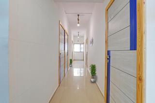 Hotel Solitaire, Premier Budget Friendly Luxury Hotel In Surat, Perfect For Families, Couples and Business Travelers - Surat - 2