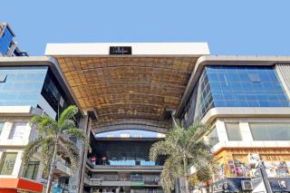 Hotel Solitaire, Premier Budget Friendly Luxury Hotel In Surat, Perfect For Families, Couples and Business Travelers - Surat - 7